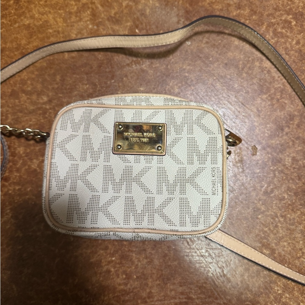 Michael Kors Beige and Gold Crossbody Bag